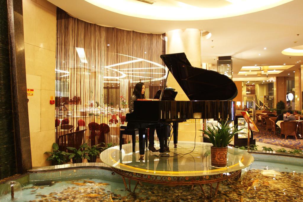 Yiwu Yi He Hotel Kültér fotó