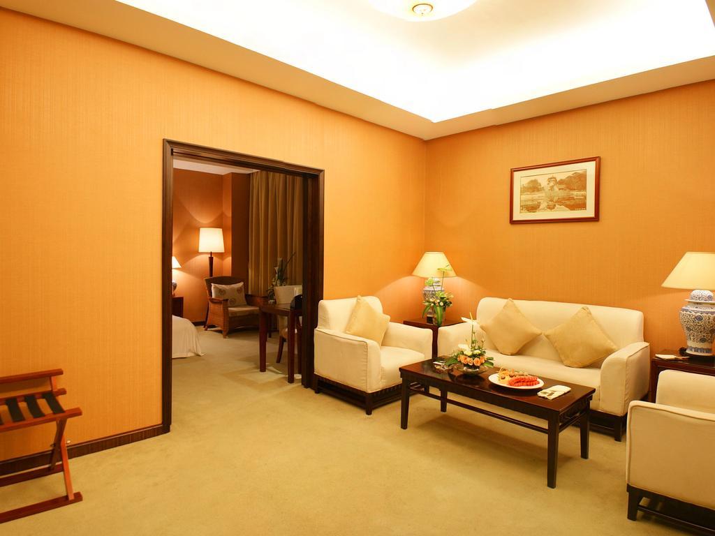 Yiwu Yi He Hotel Kültér fotó