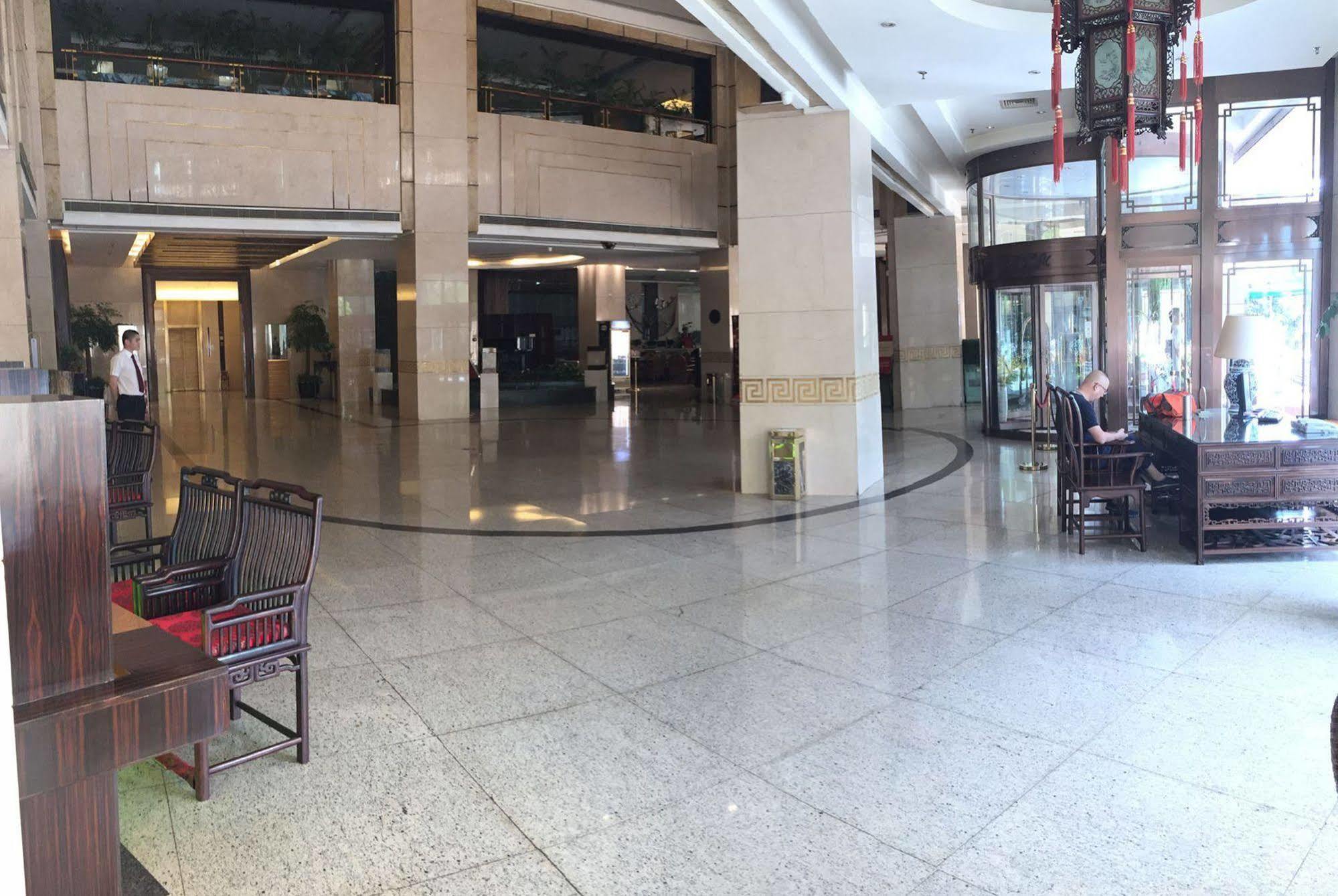 Yiwu Yi He Hotel Kültér fotó