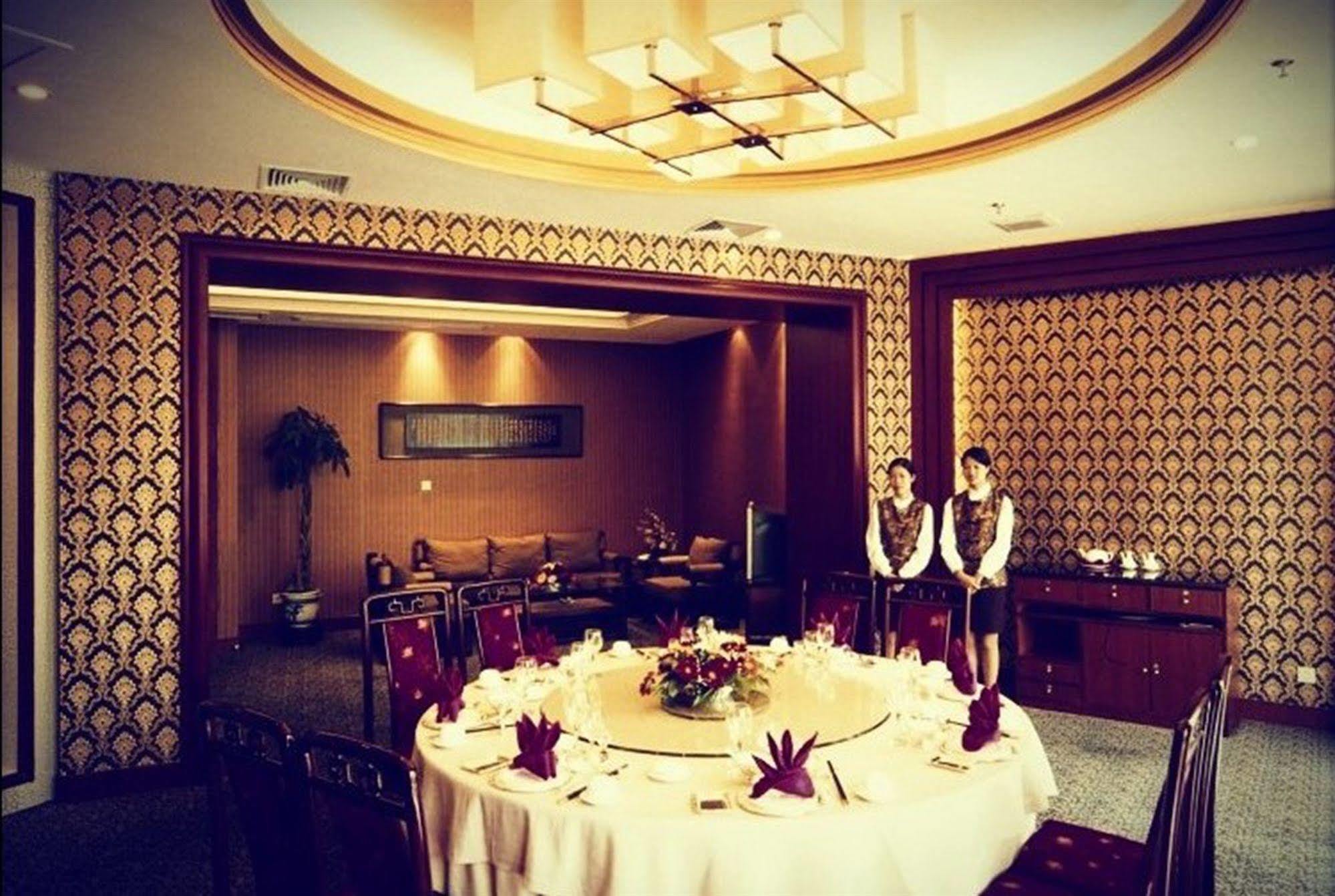 Yiwu Yi He Hotel Kültér fotó